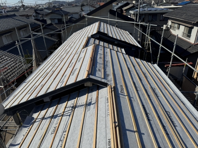 名古屋市で屋根工事カバー工法なら有限会社塗政へ